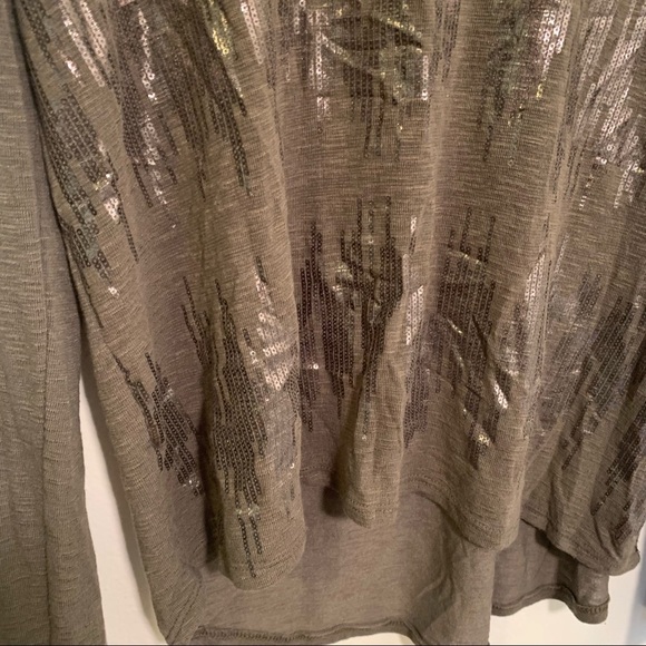 XXI Forever 21 Long Sleeve Top Olive Green Sequins - Picture 4 of 9